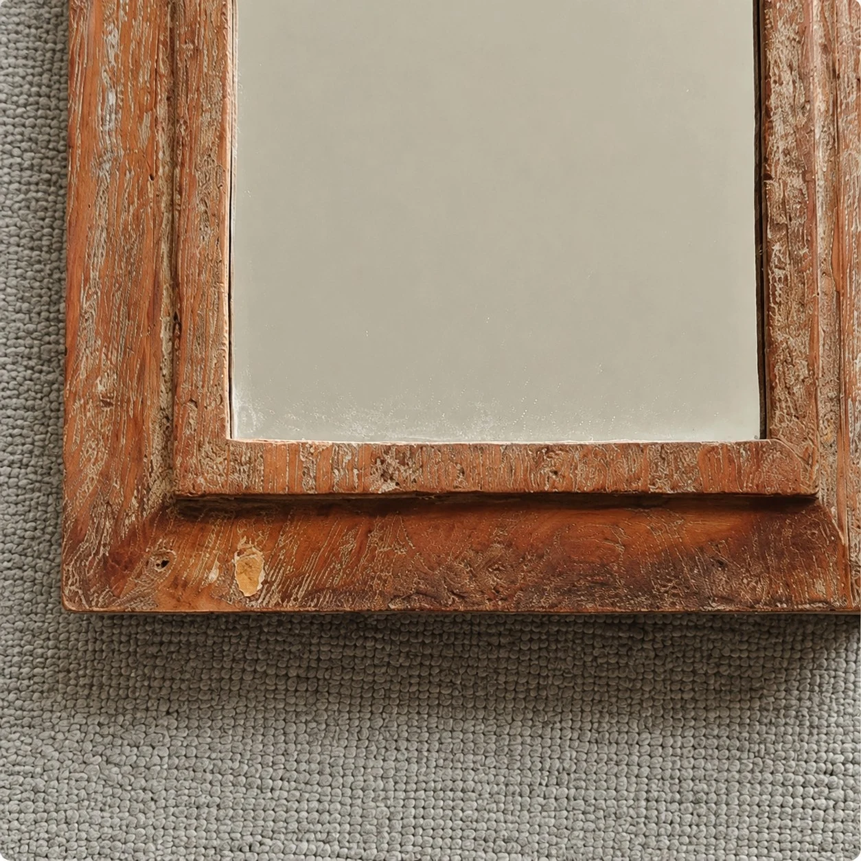 Detailweergave van de verweerde houten frametextuur