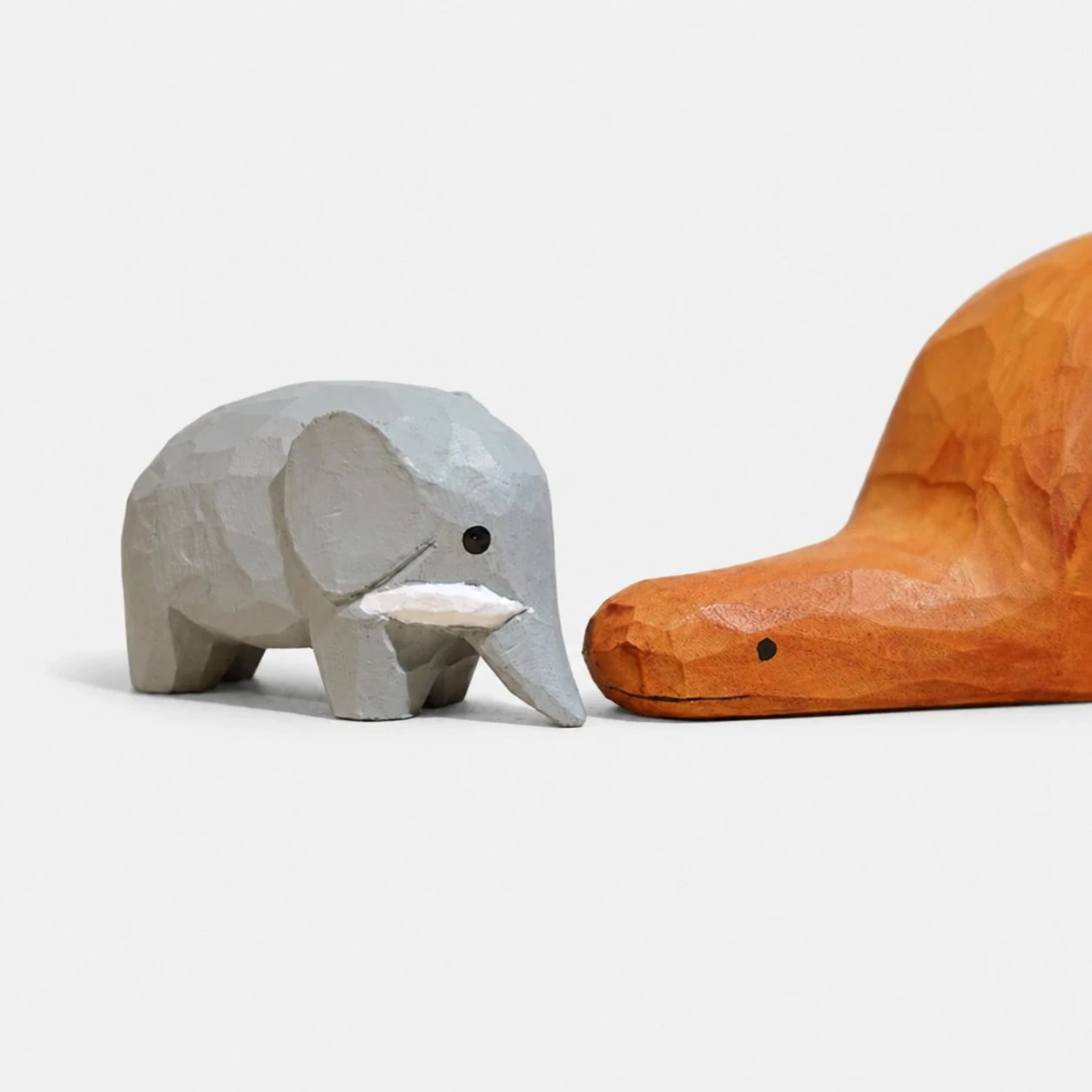 Boa constrictora con elefante